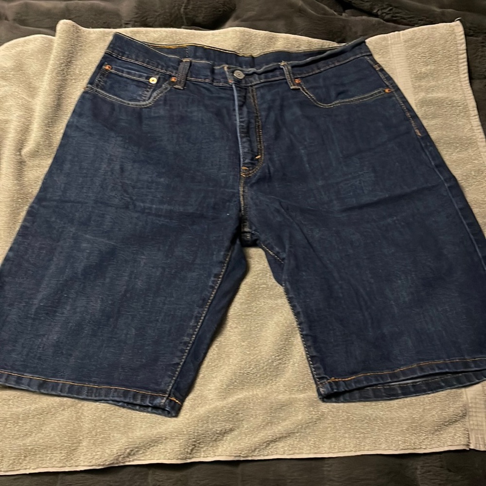 Levi 569 denim shorts size 36